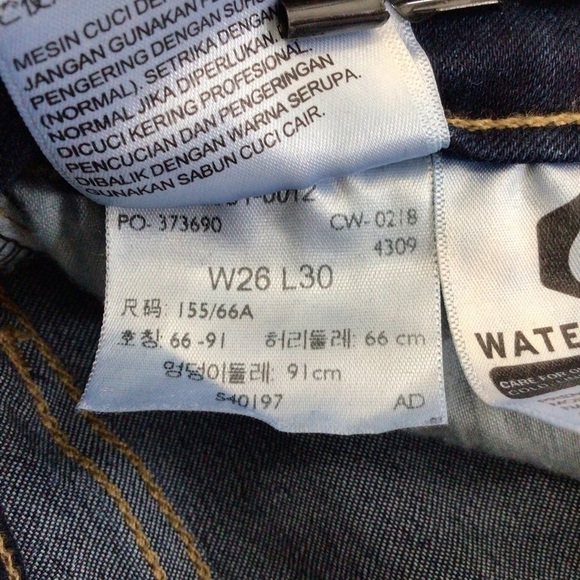 LEVIS 711 jeans skinny mid rise medium waist stretchy dark blue denim size 26 - Picture 7 of 14